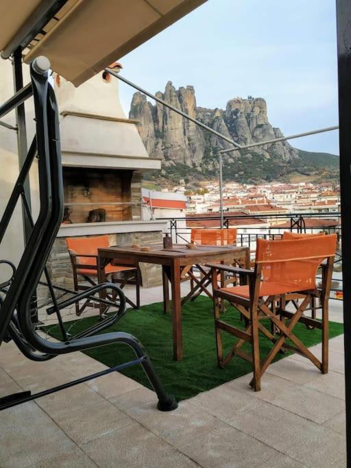 Best View Of Meteora In "Stavros Home" Kalambaka Bagian luar foto